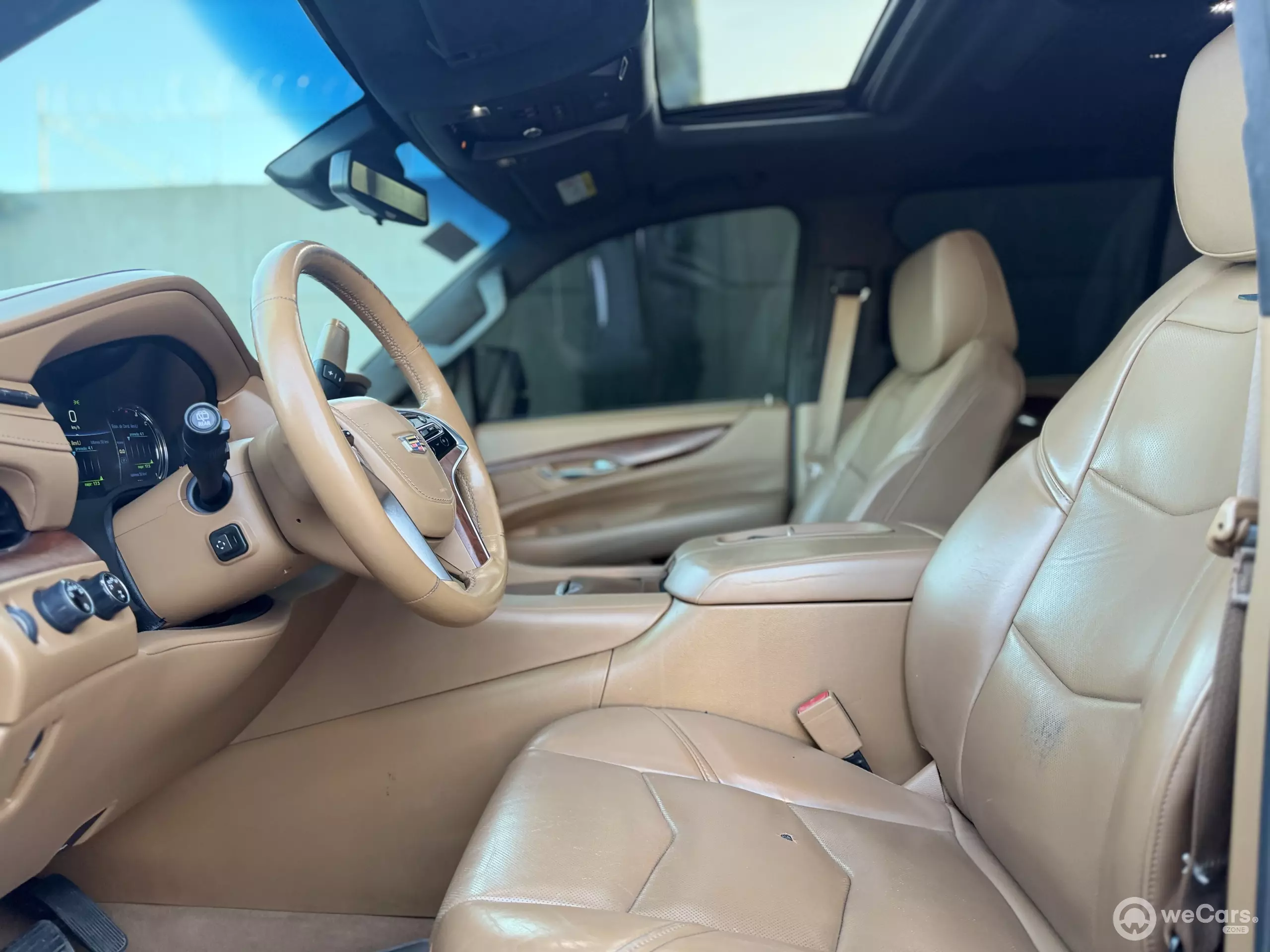 Cadillac Escalade VUD