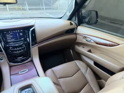 Cadillac Escalade VUD 2017