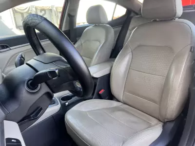Hyundai Elantra 2018