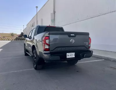Nissan Frontier Pick-Up 2021