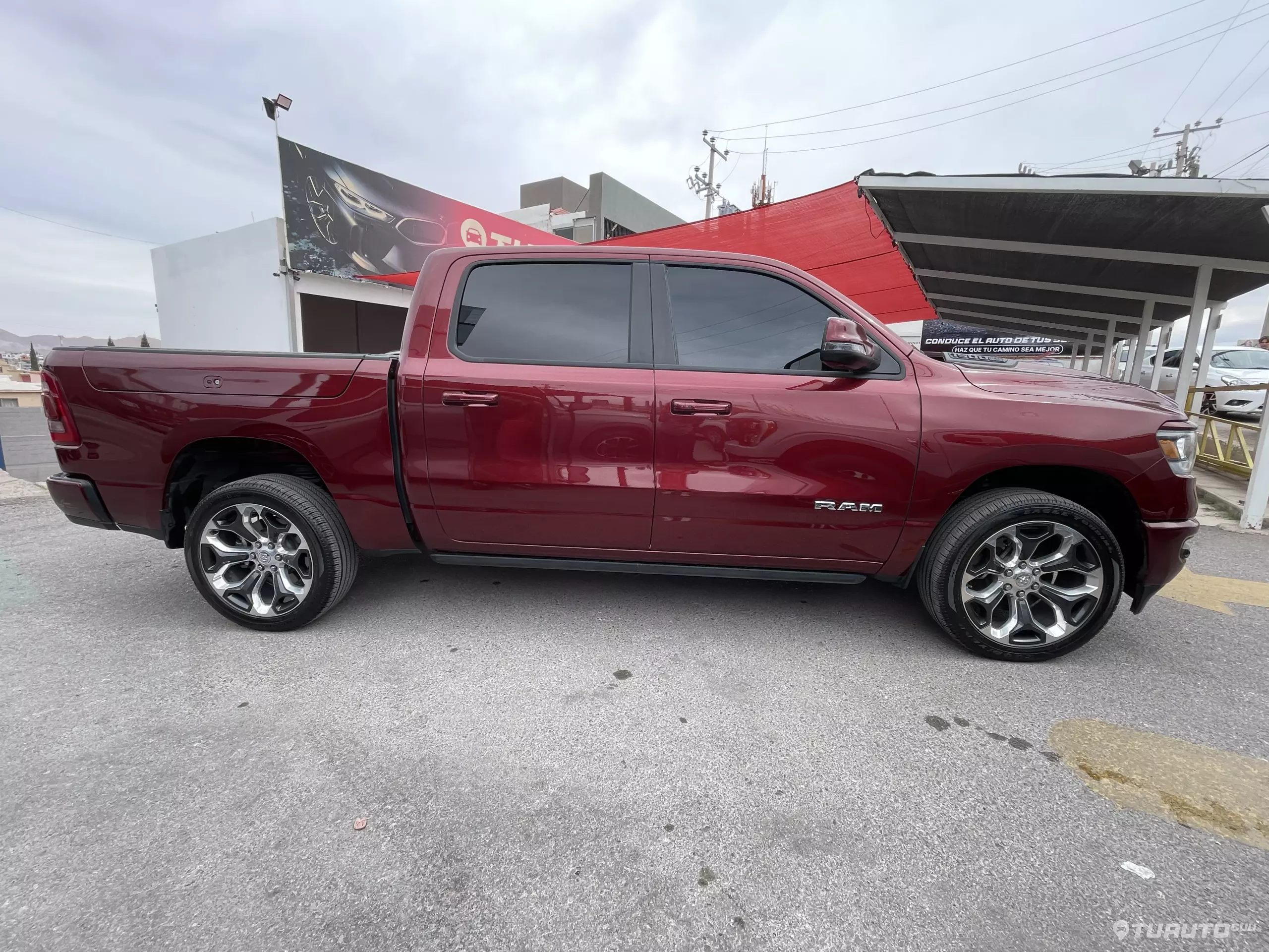 Dodge Ram 1500 Pick-Up