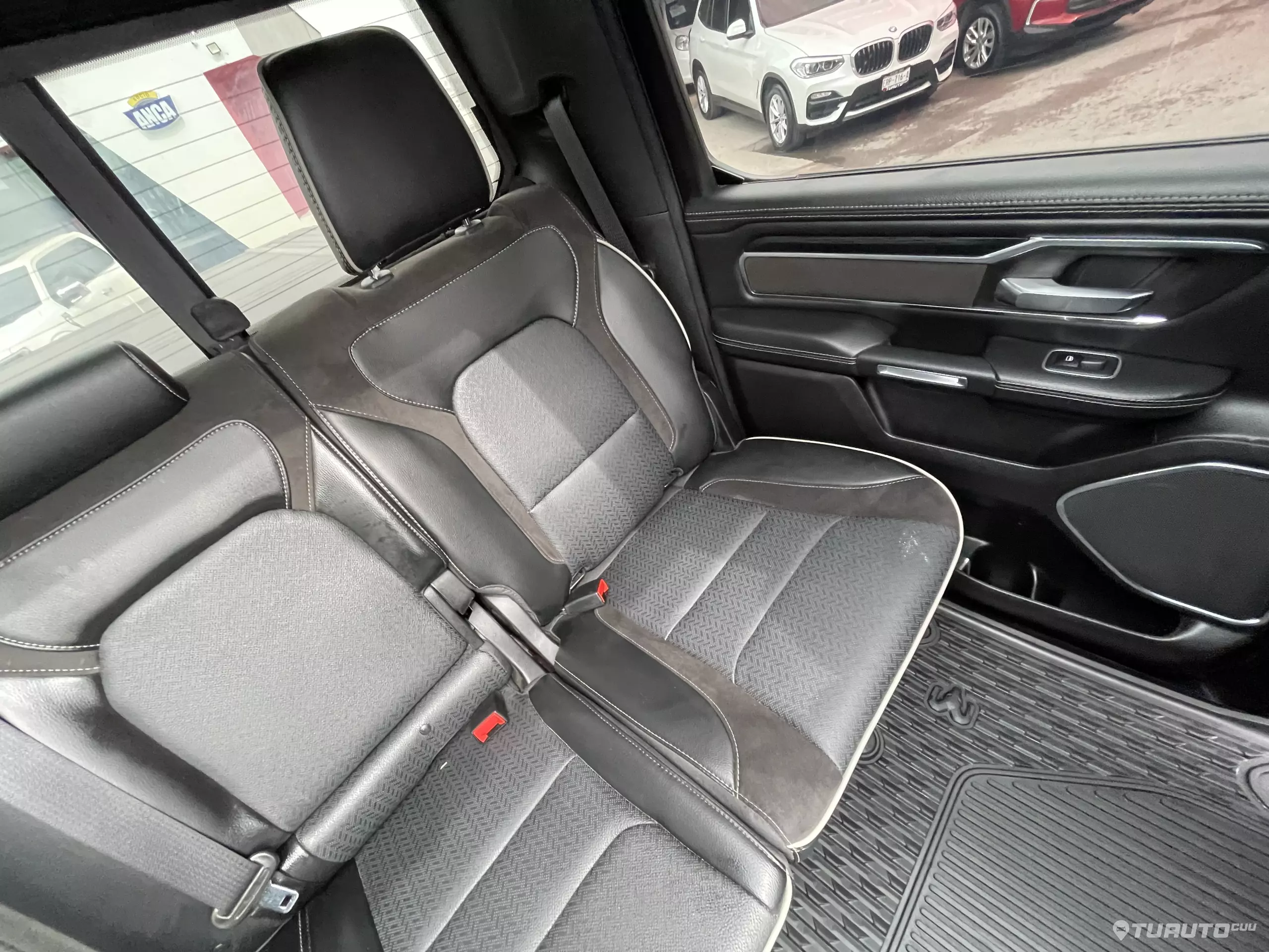 Dodge Ram 1500 Pick-Up
