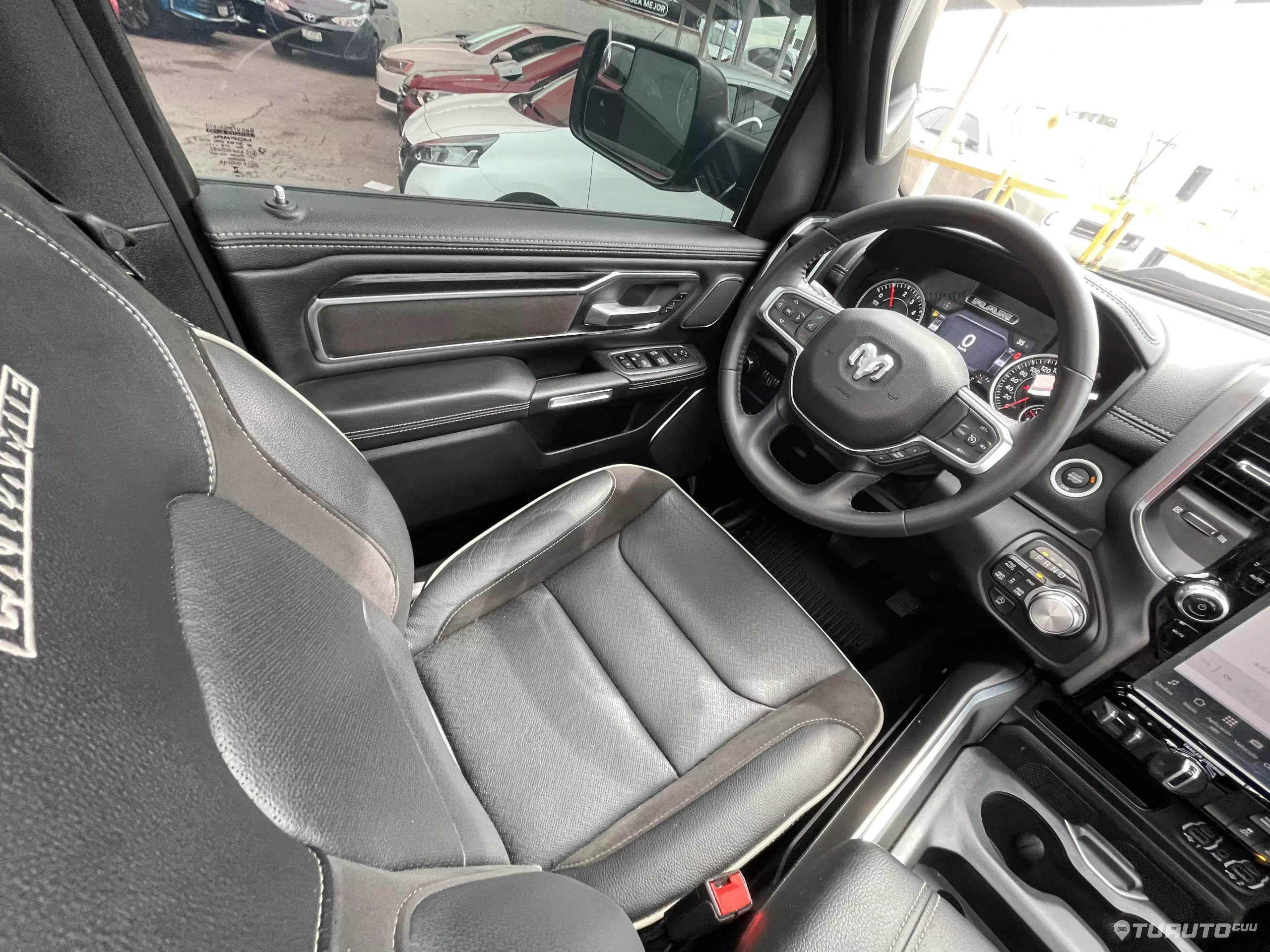 Dodge Ram 1500 Pick-Up