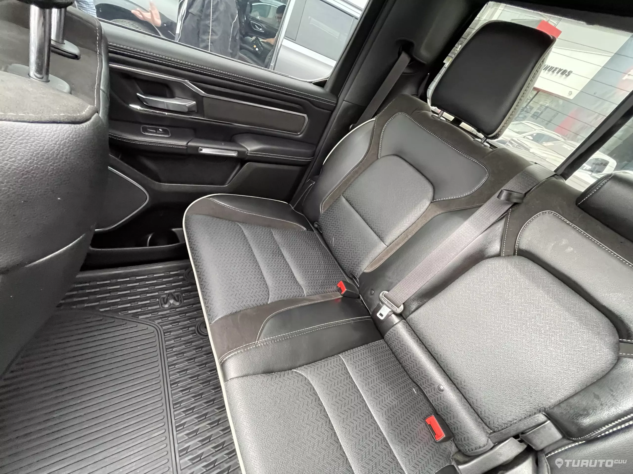 Dodge Ram 1500 Pick-Up