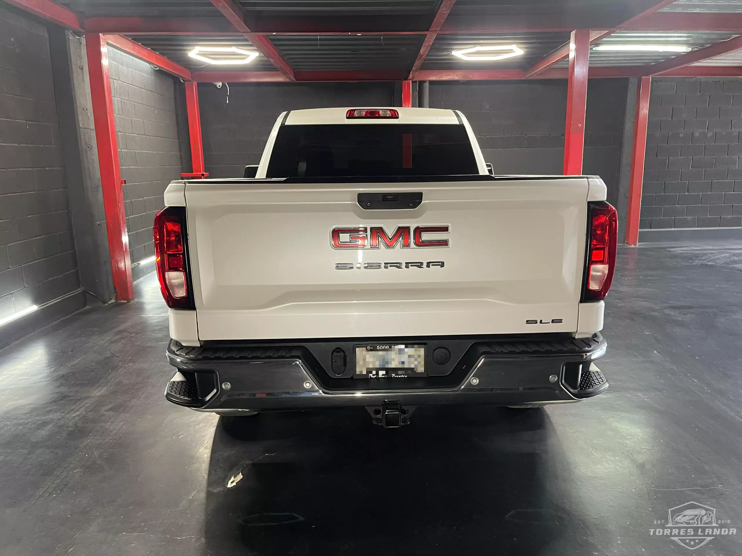 GMC Sierra Pick-Up