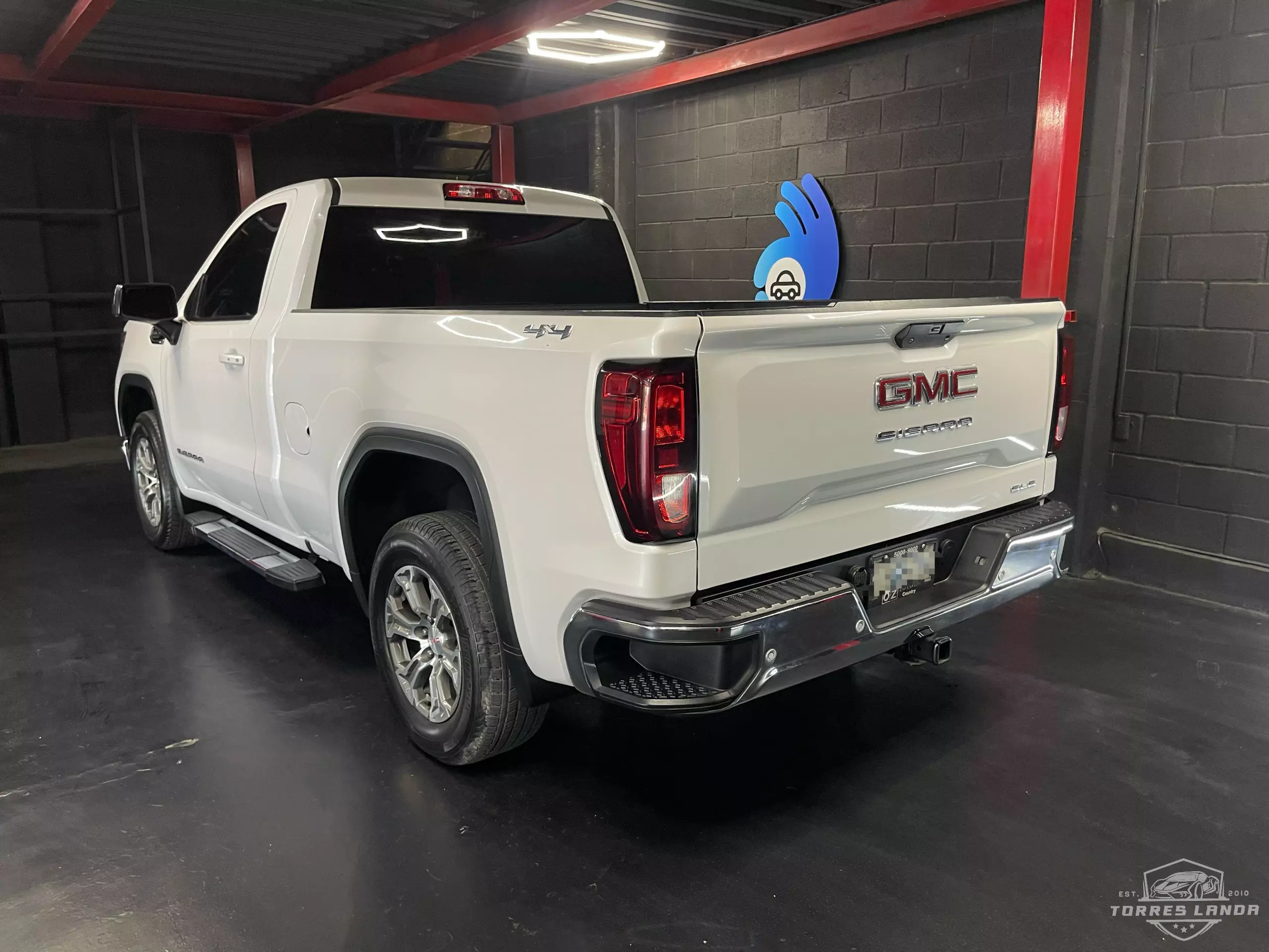 GMC Sierra Pick-Up