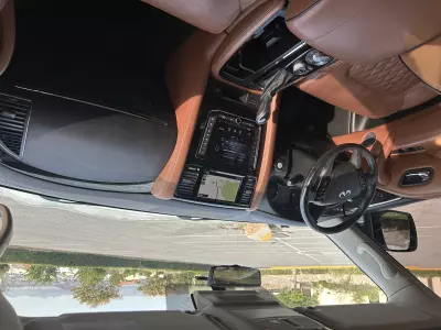 Infiniti QX80 VUD 2021