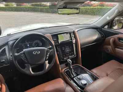 Infiniti QX80 VUD 2021