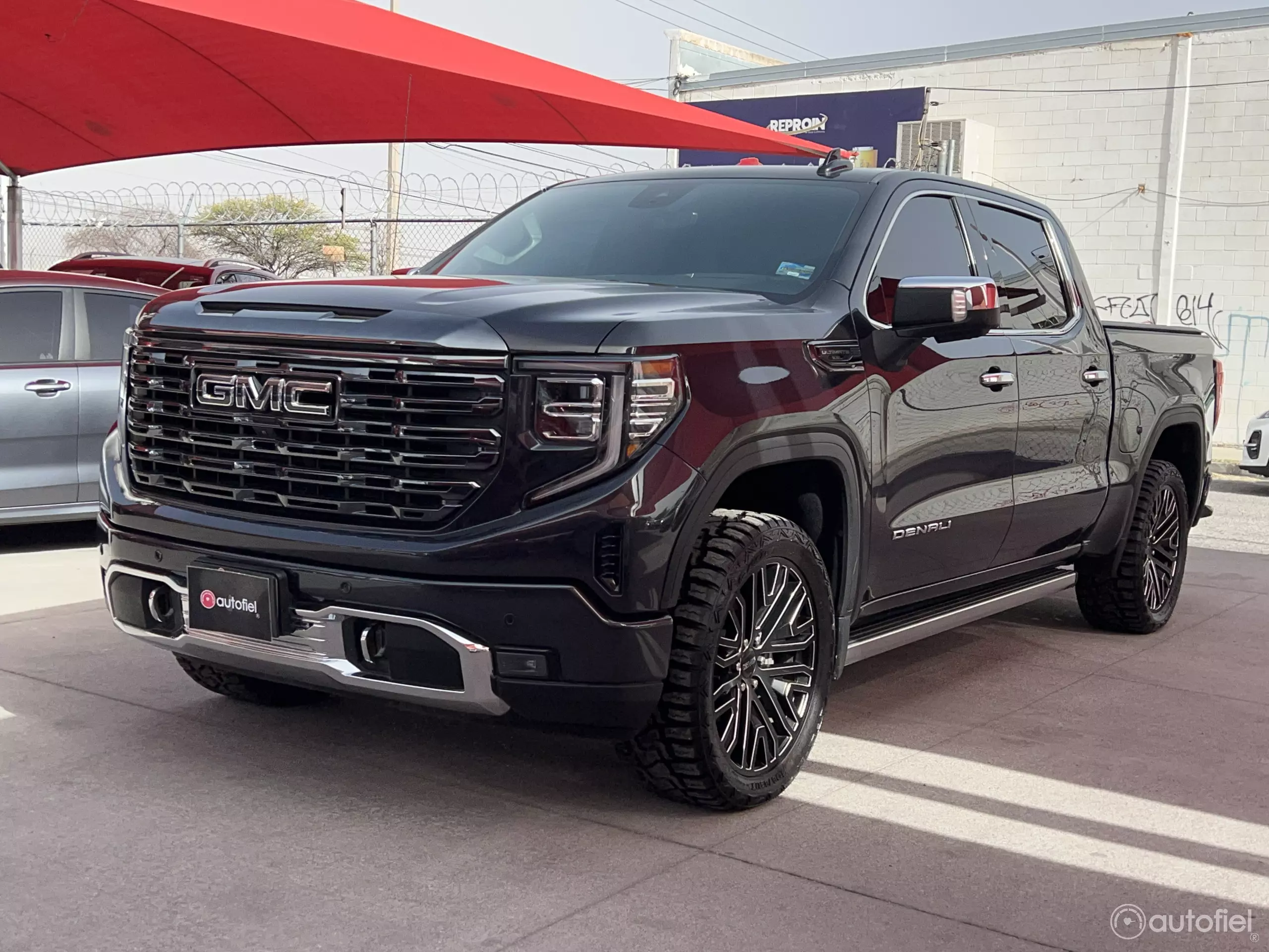 GMC Sierra Pick-Up 4x4
