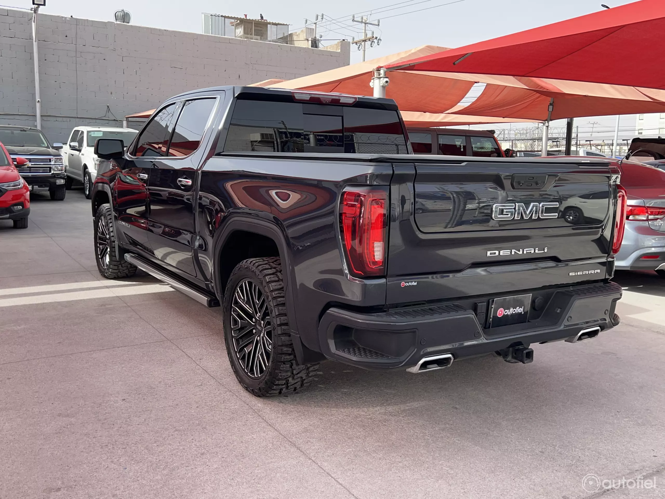 GMC Sierra Pick-Up 4x4