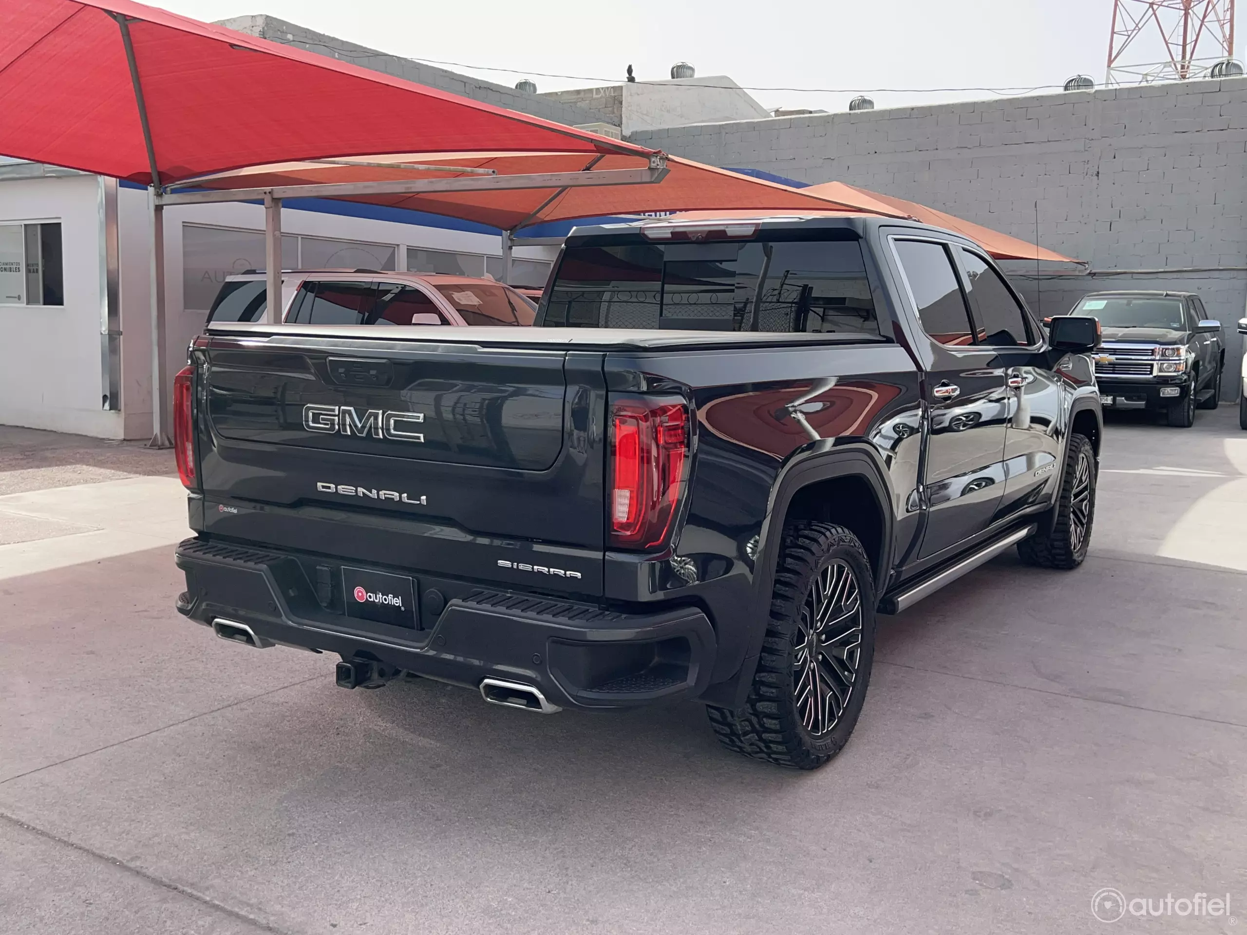 GMC Sierra Pick-Up 4x4