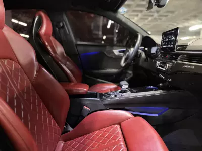 Audi A4 2021