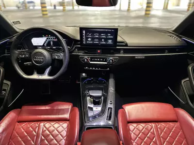 Audi A4 2021