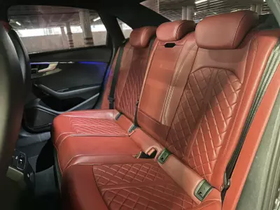 Audi A4 2021