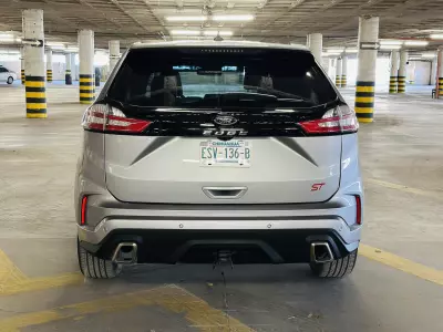 Ford Edge VUD 2023
