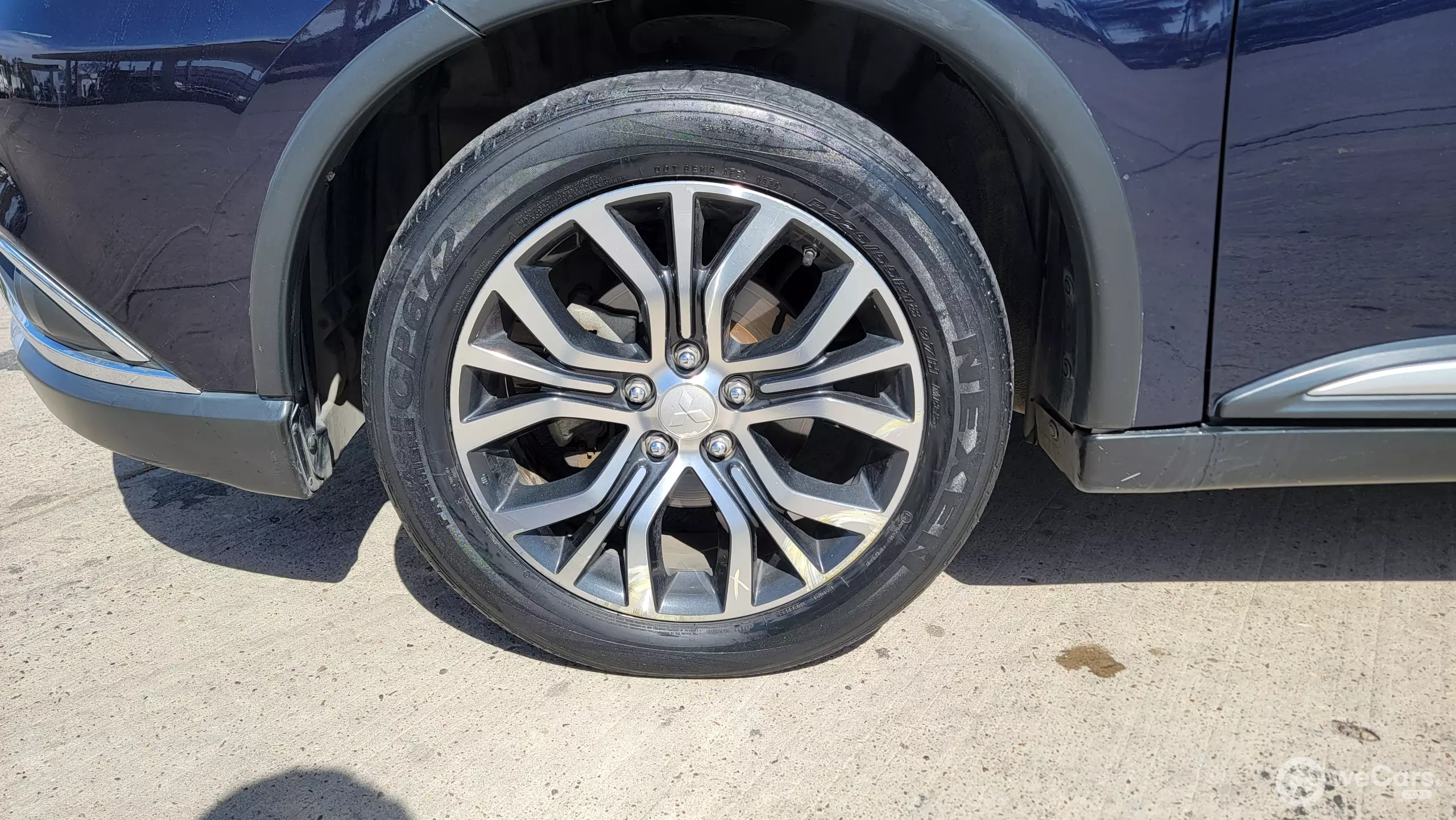 Mitsubishi Outlander VUD