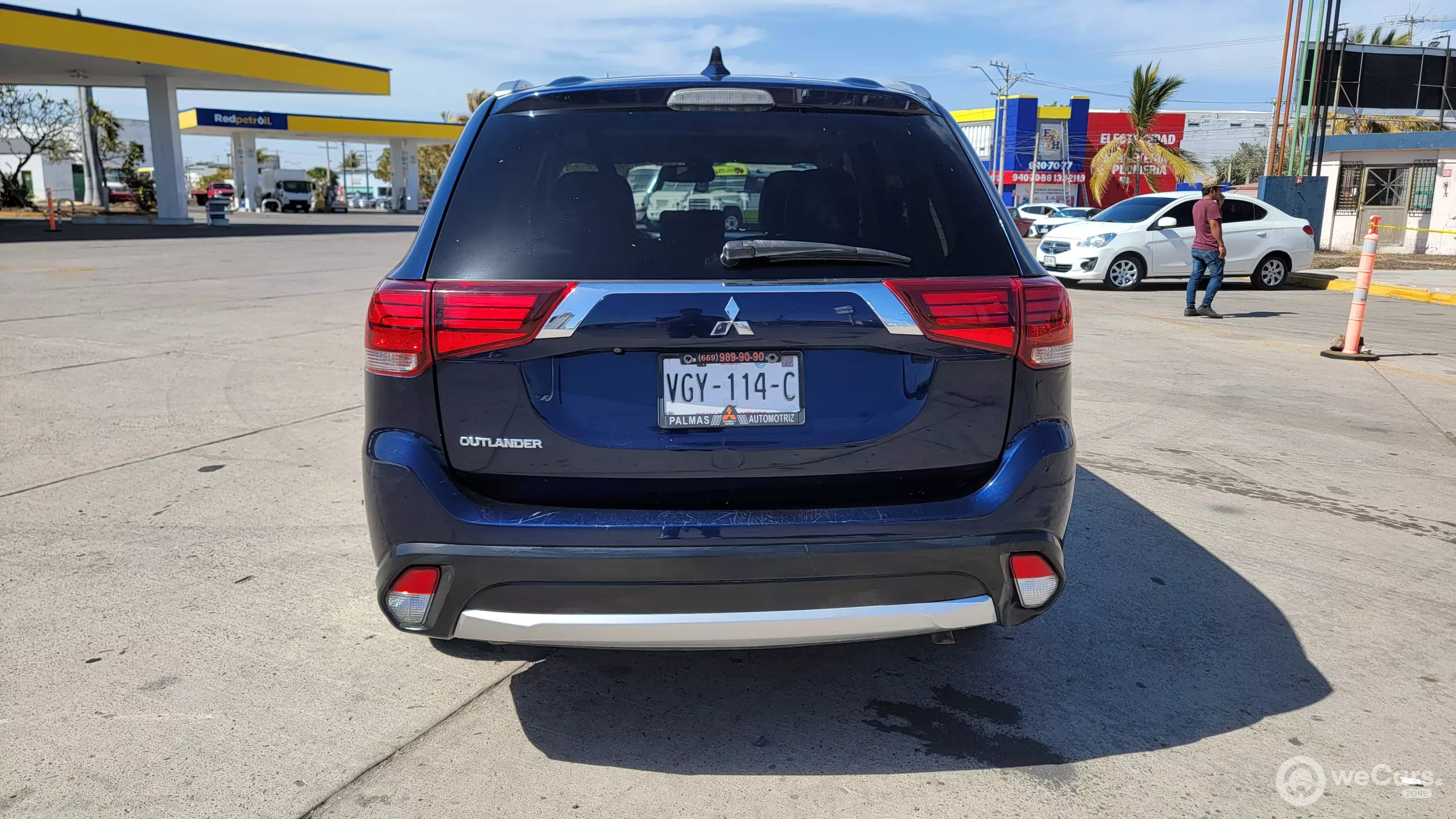Mitsubishi Outlander VUD