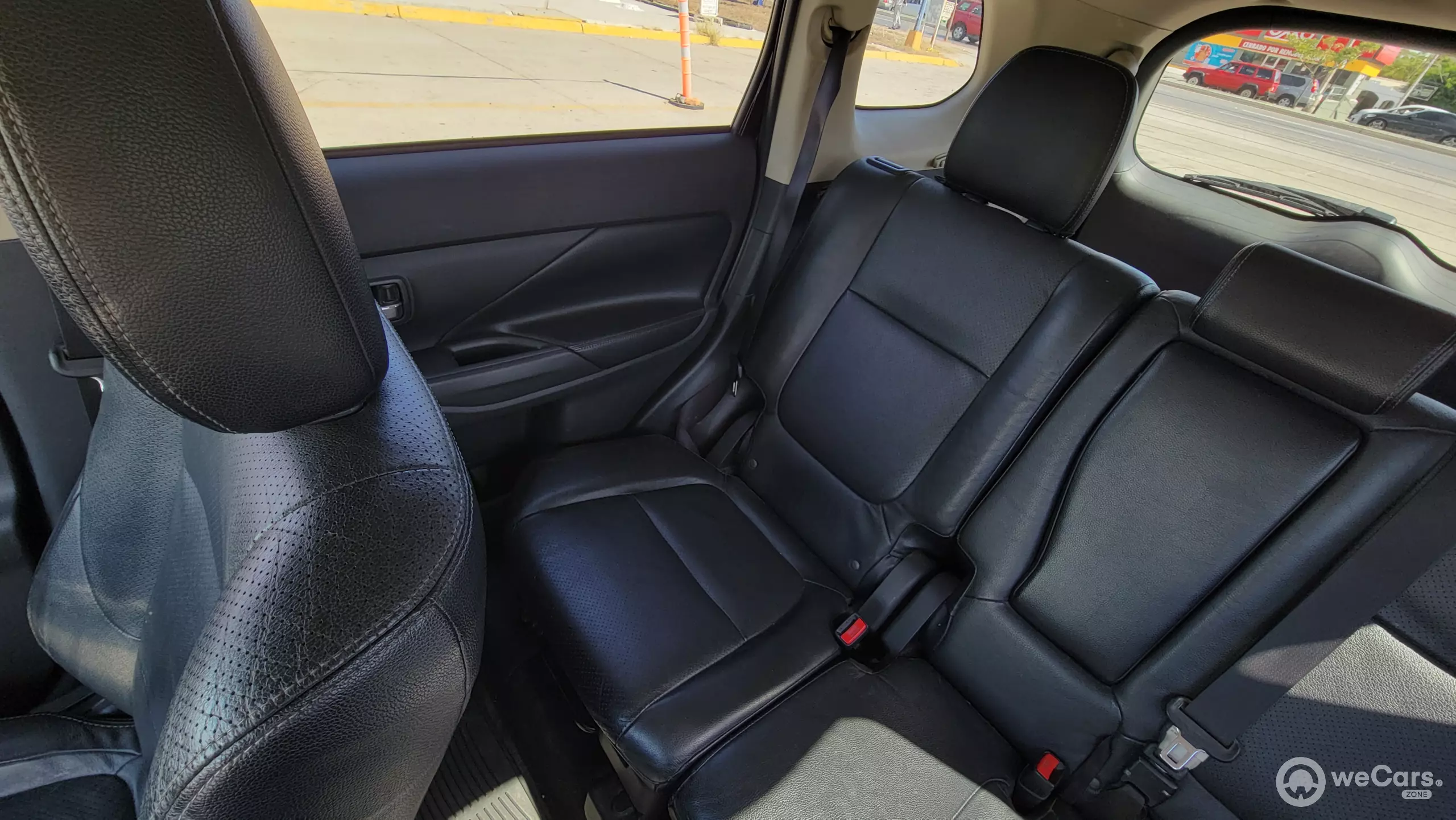 Mitsubishi Outlander VUD