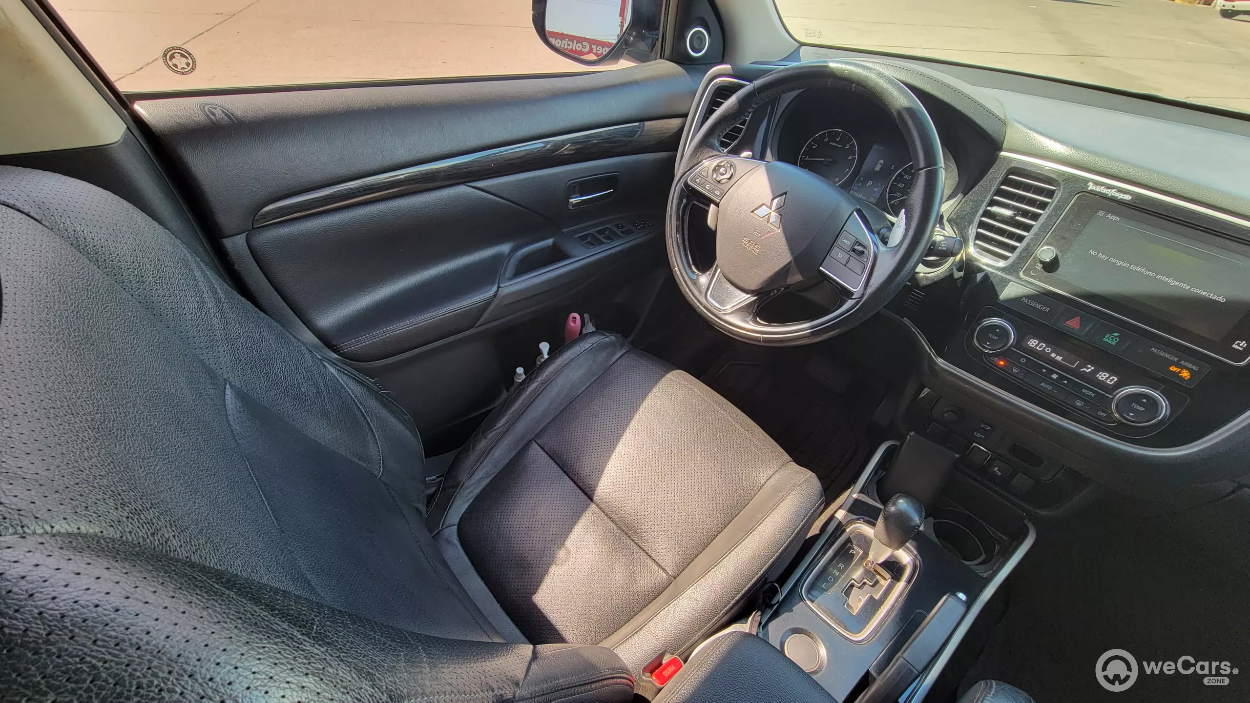 Mitsubishi Outlander VUD