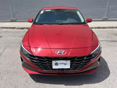 Hyundai Elantra 2022