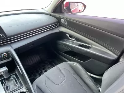 Hyundai Elantra 2022