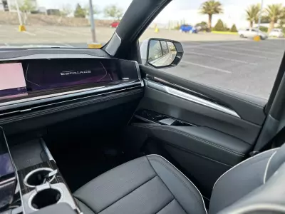 Cadillac Escalade VUD 4x4 2025