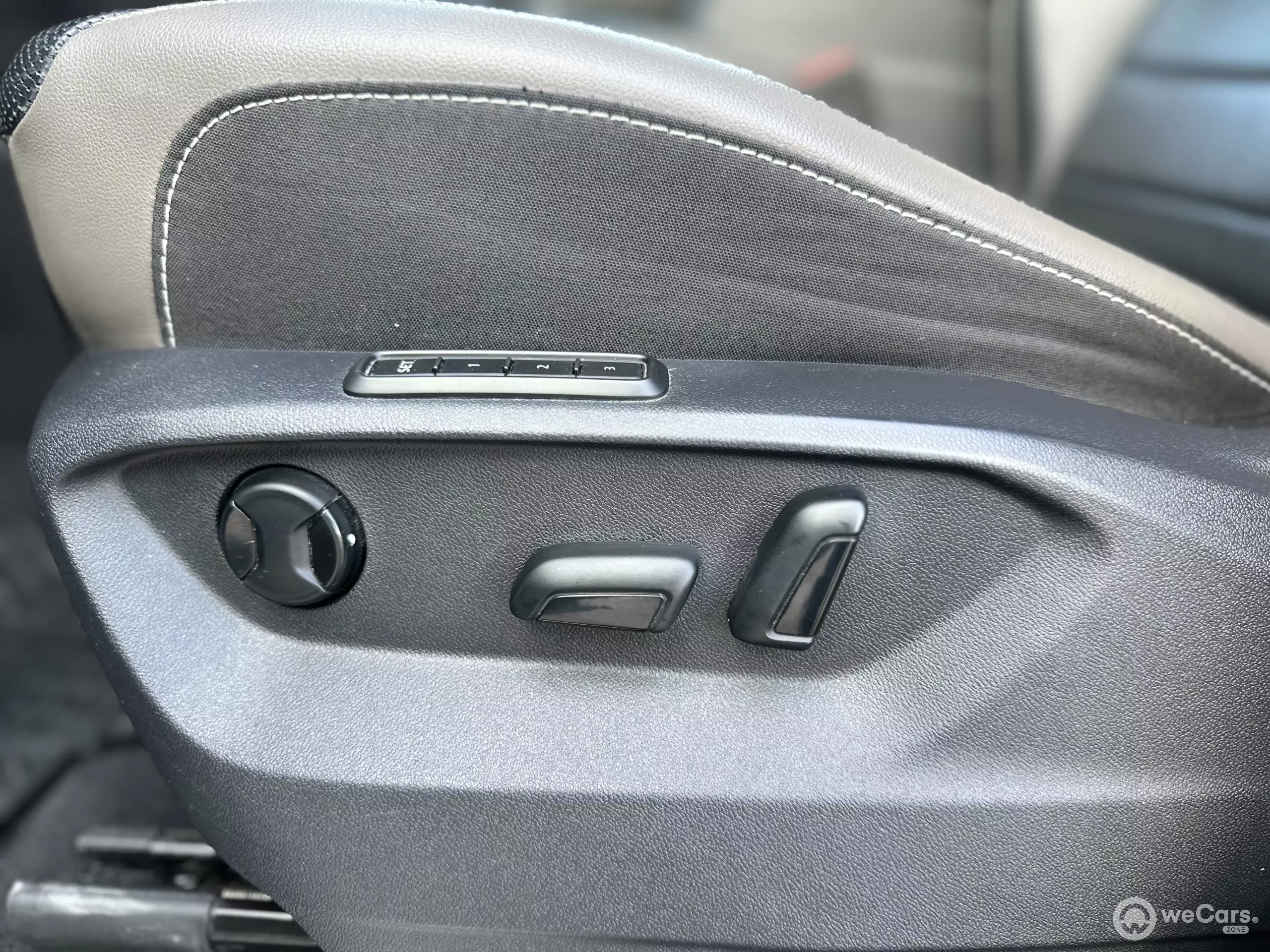 Volkswagen Cross Sport VUD