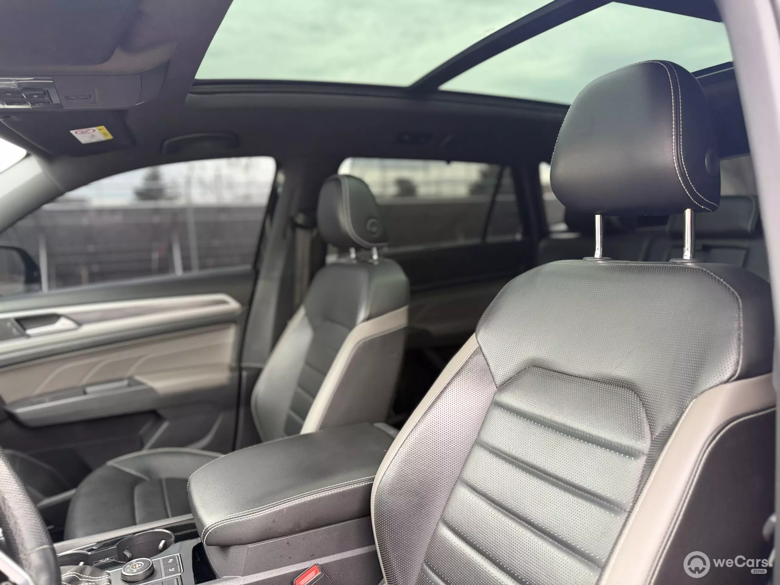 Volkswagen Cross Sport VUD