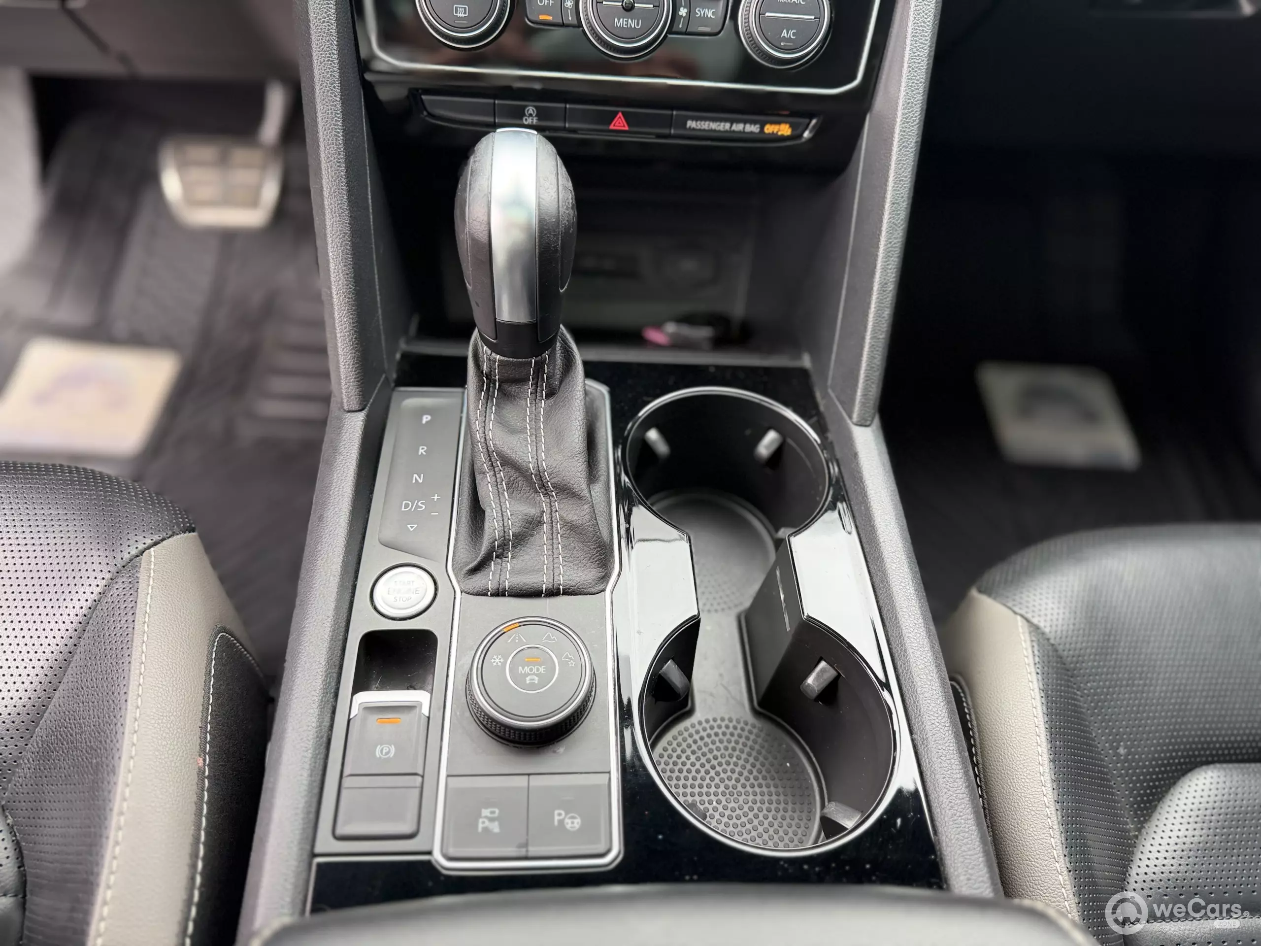 Volkswagen Cross Sport VUD