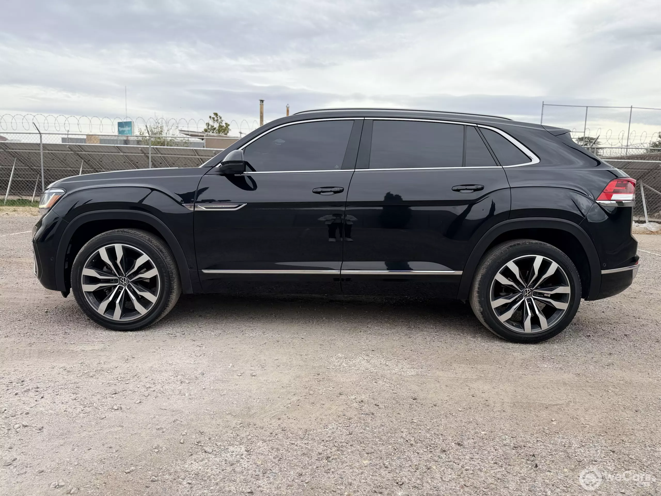 Volkswagen Cross Sport VUD