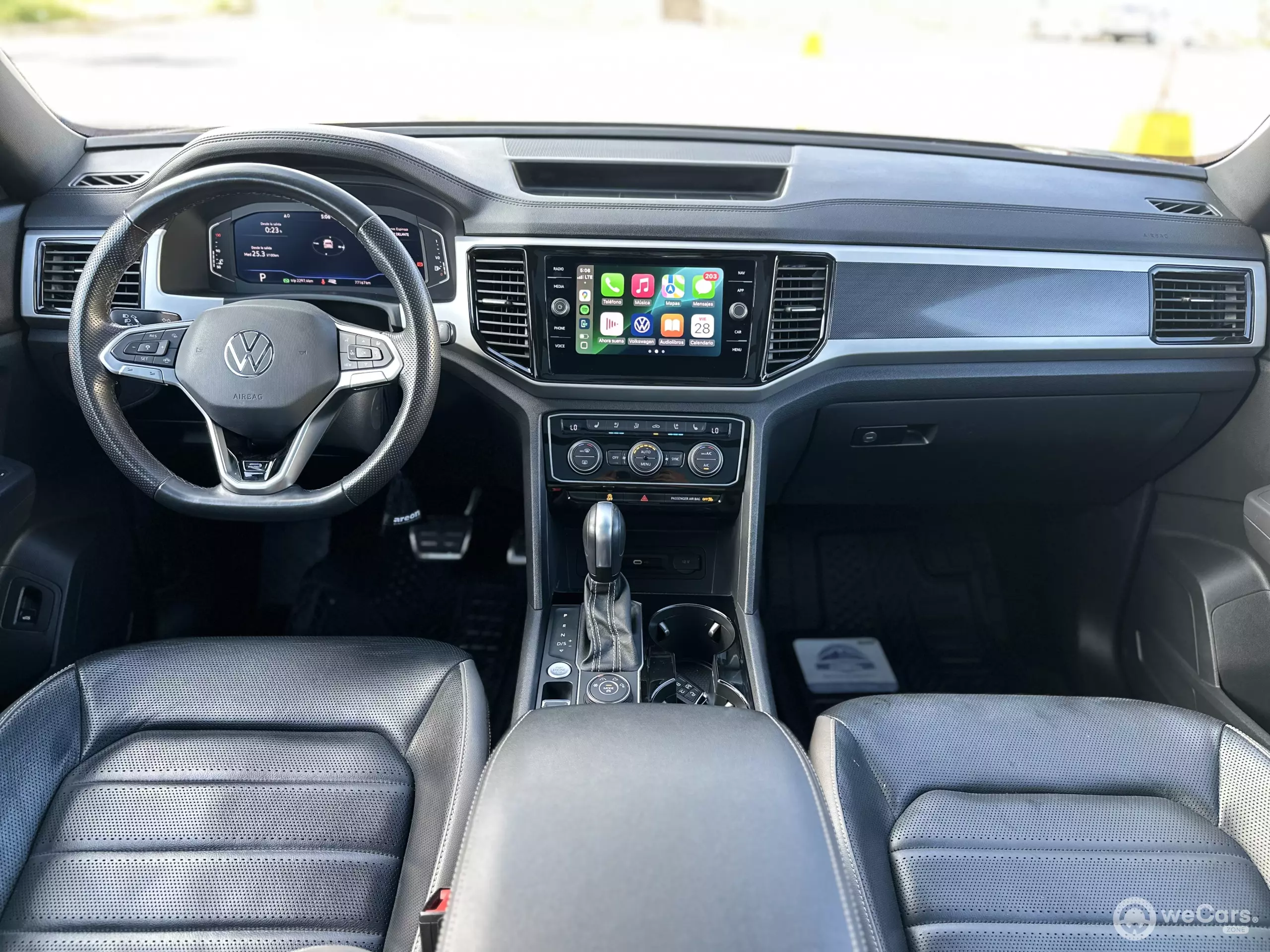 Volkswagen Cross Sport VUD