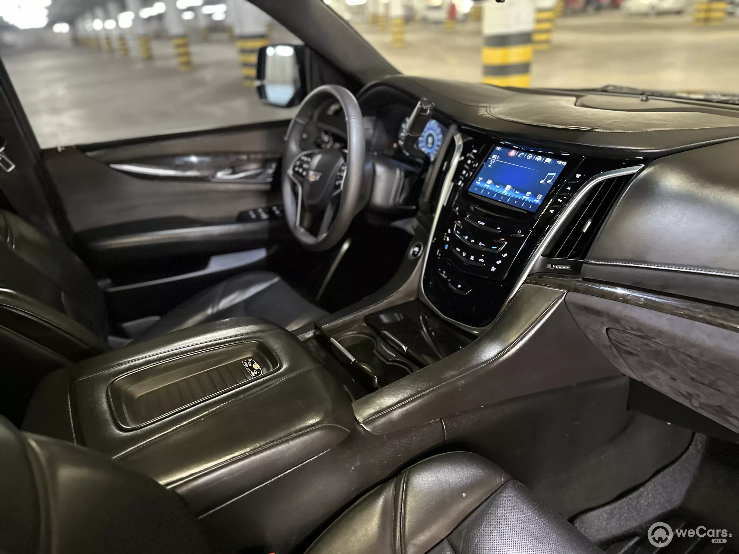 Cadillac Escalade VUD 4x4