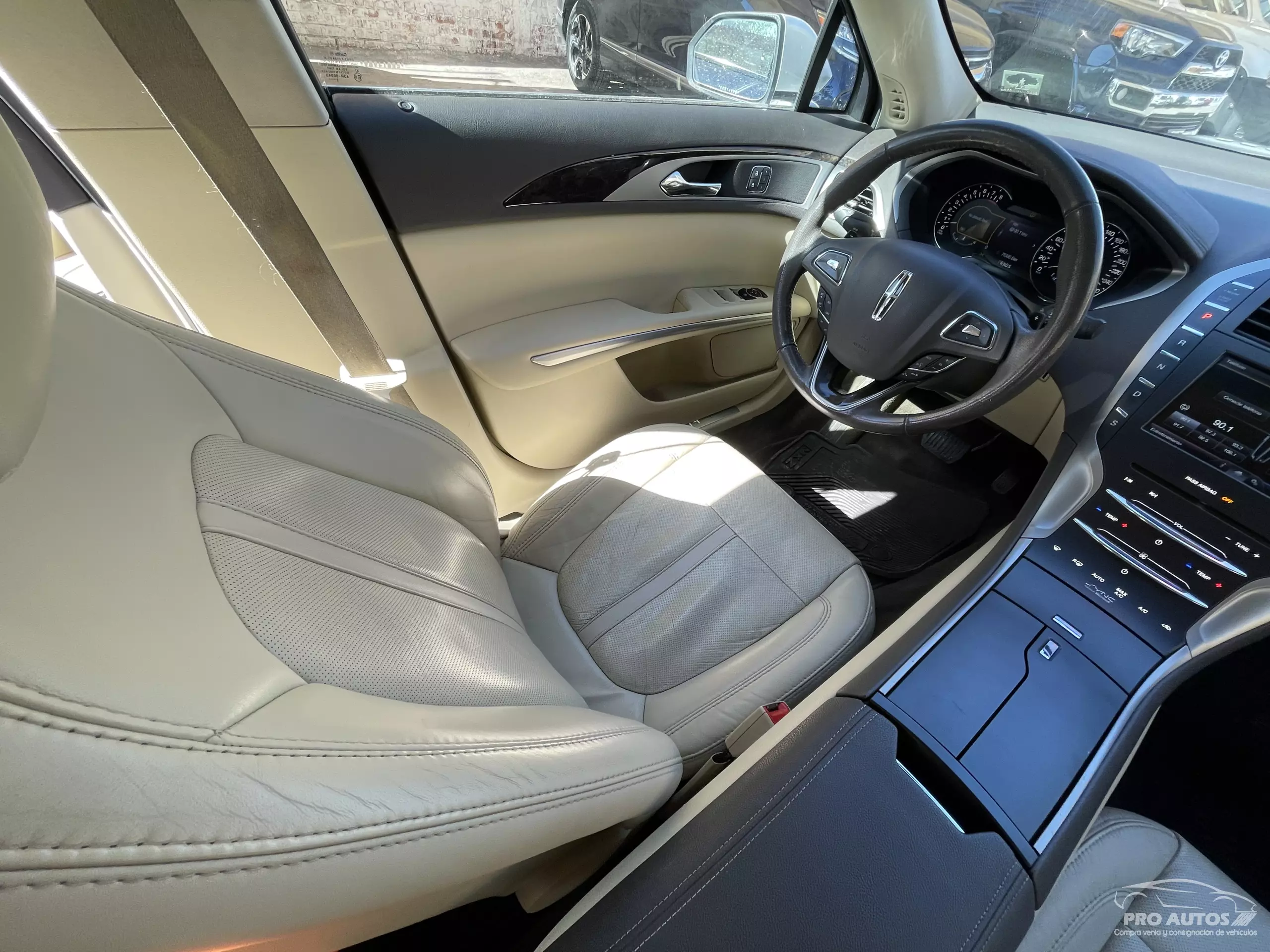 Lincoln MKZ