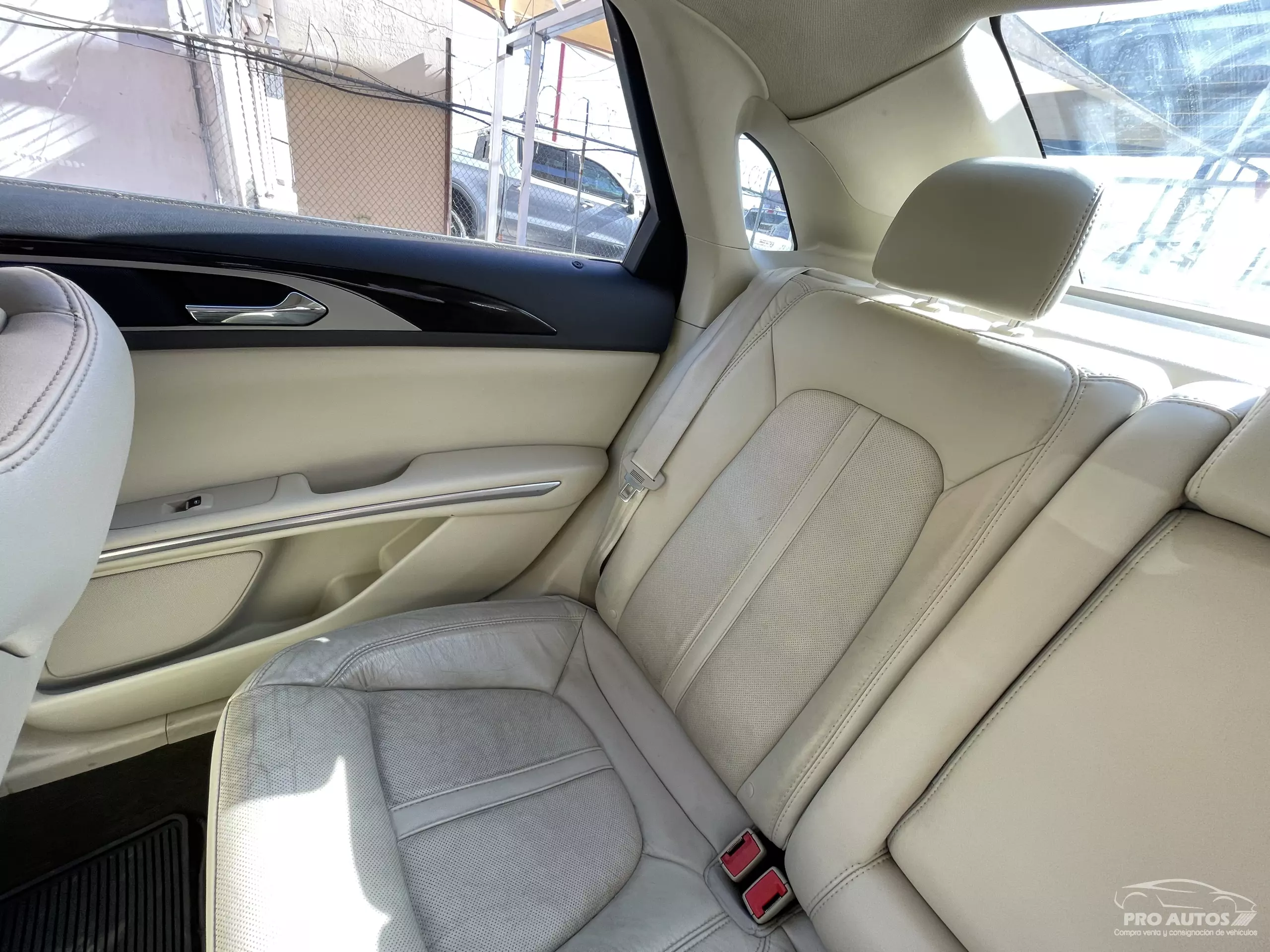 Lincoln MKZ