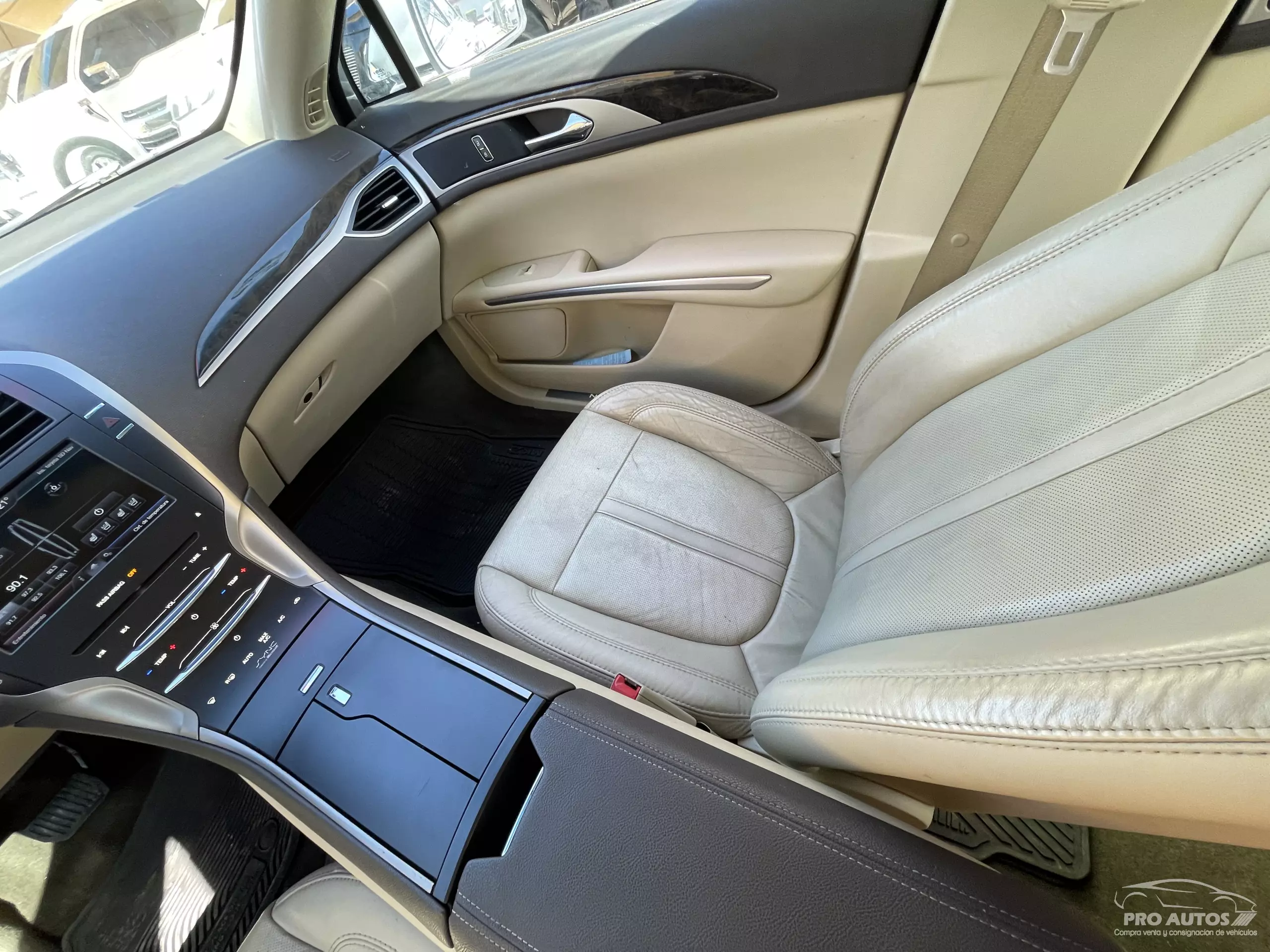 Lincoln MKZ