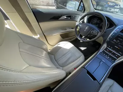 Lincoln MKZ 2014