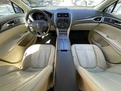 Lincoln MKZ 2014