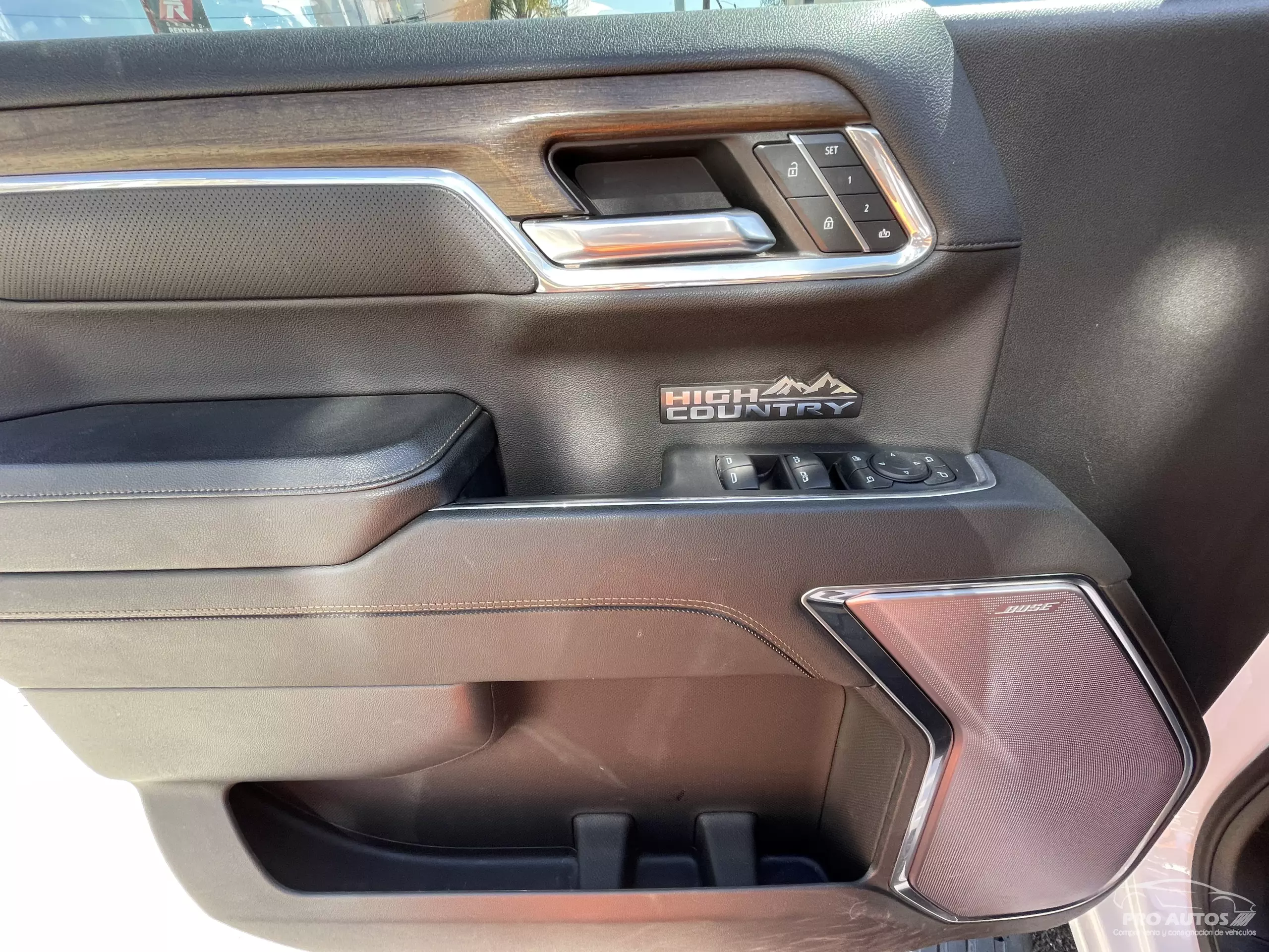Chevrolet Cheyenne Pick-Up