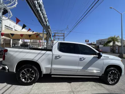 Chevrolet Cheyenne Pick-Up 2023