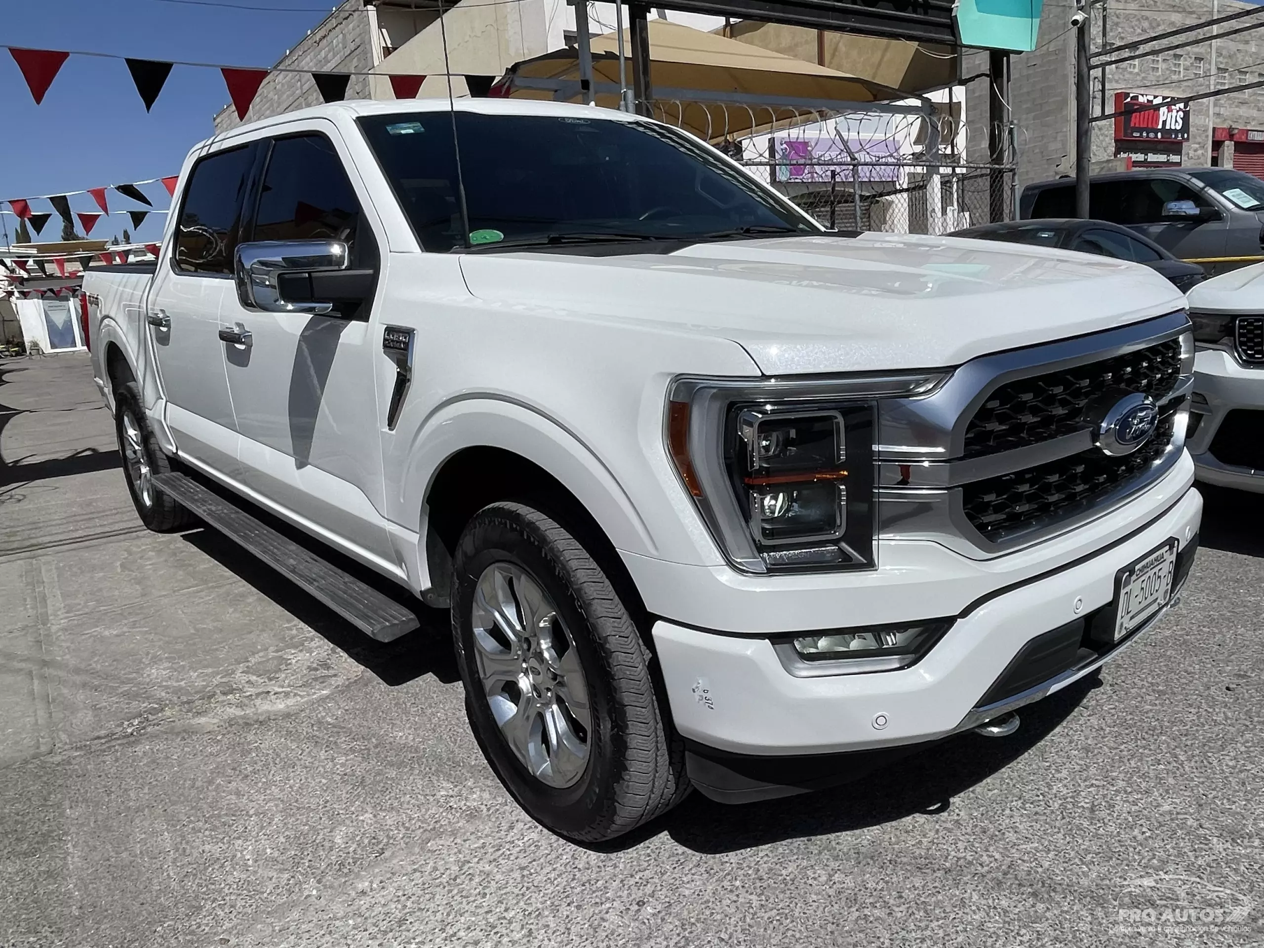 Ford Lobo Pick-Up