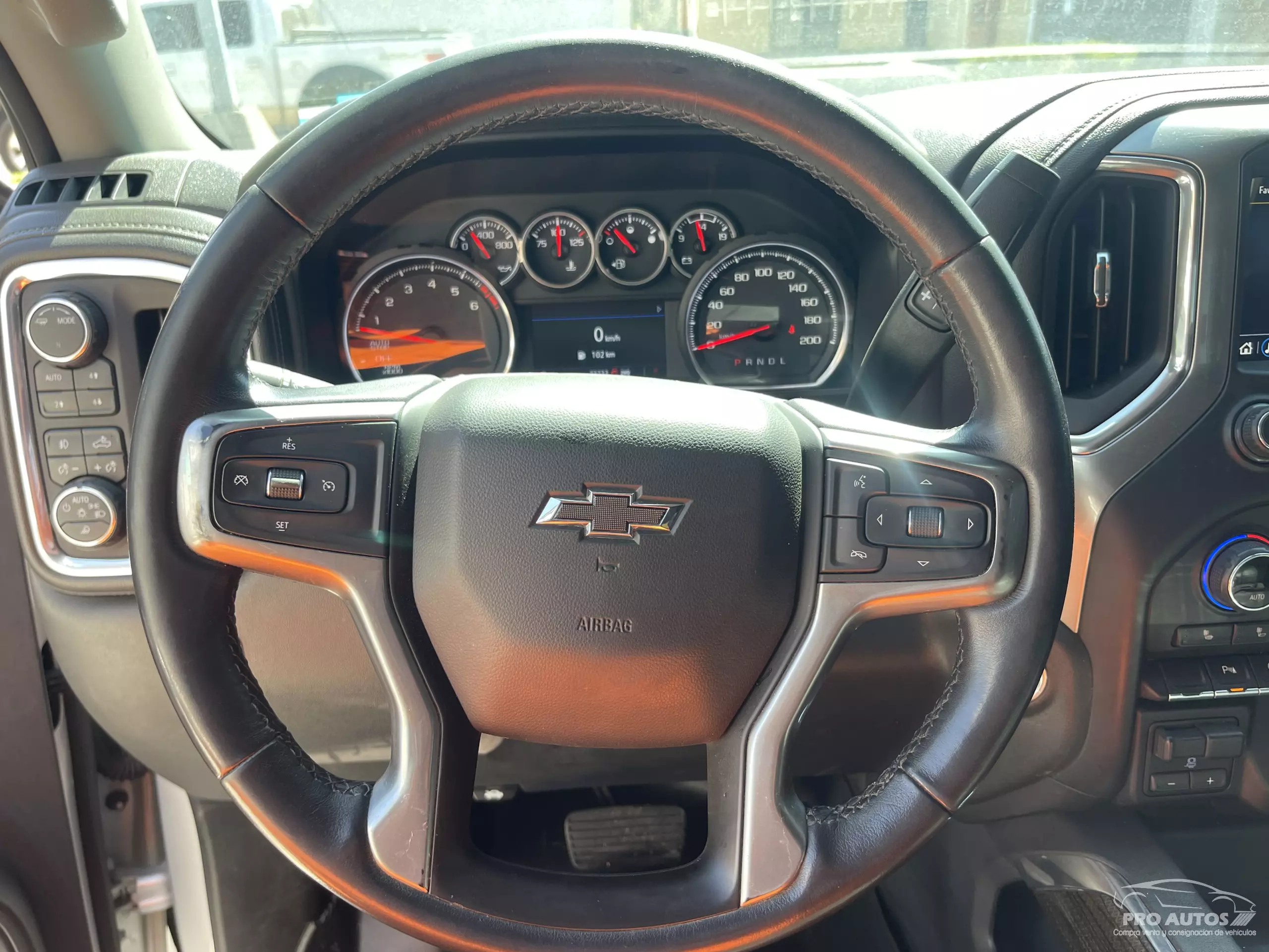 Chevrolet Cheyenne Pick-Up