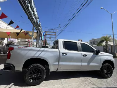 Chevrolet Cheyenne Pick-Up 2020