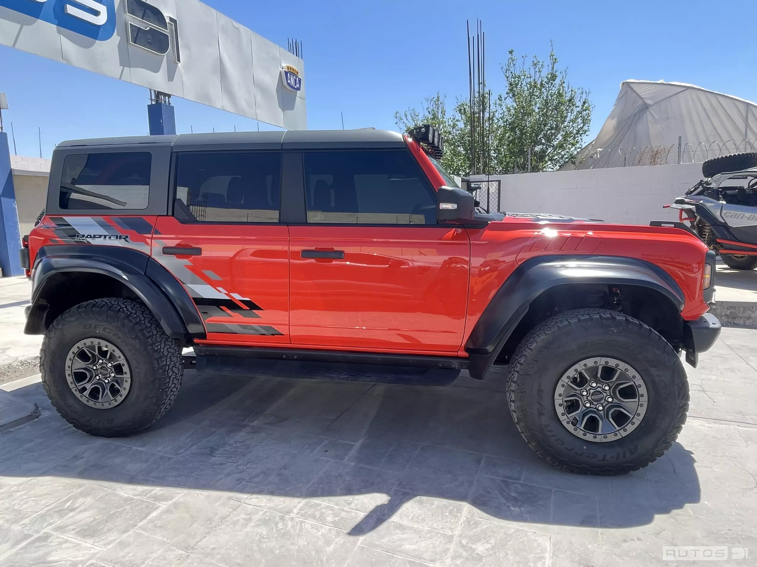 Ford Bronco VUD 4x4