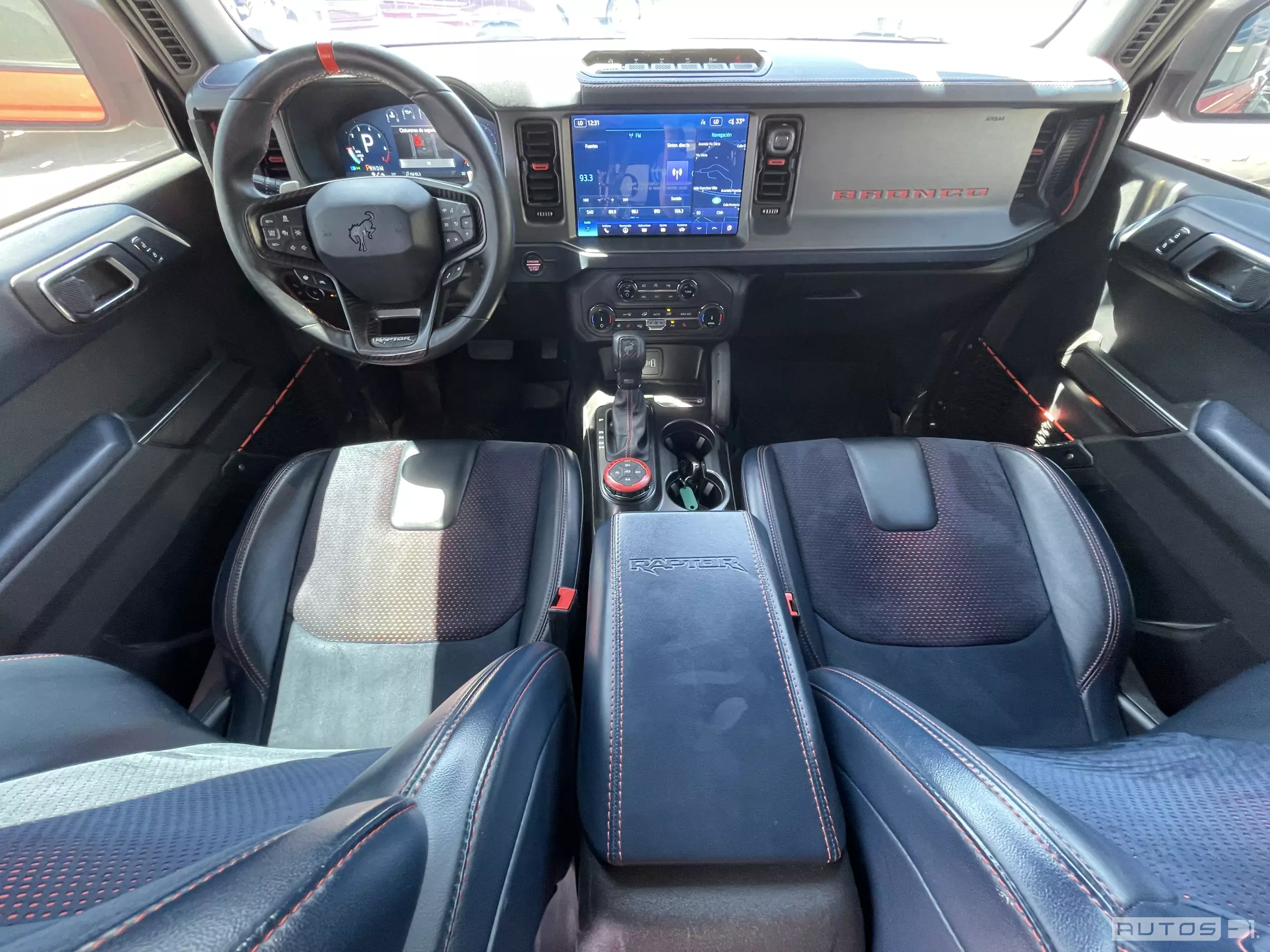 Ford Bronco VUD 4x4