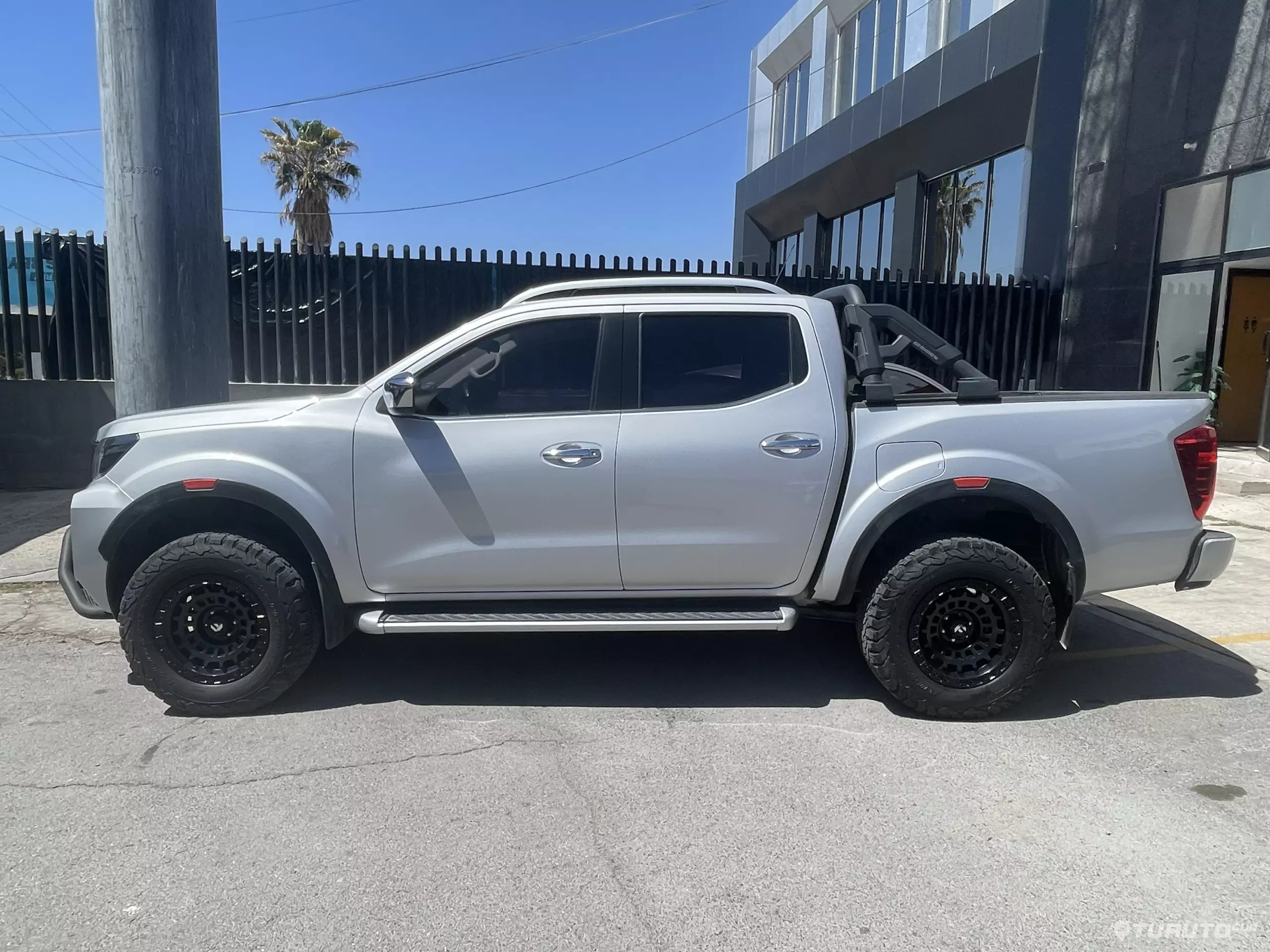 Nissan Frontier Pick-Up