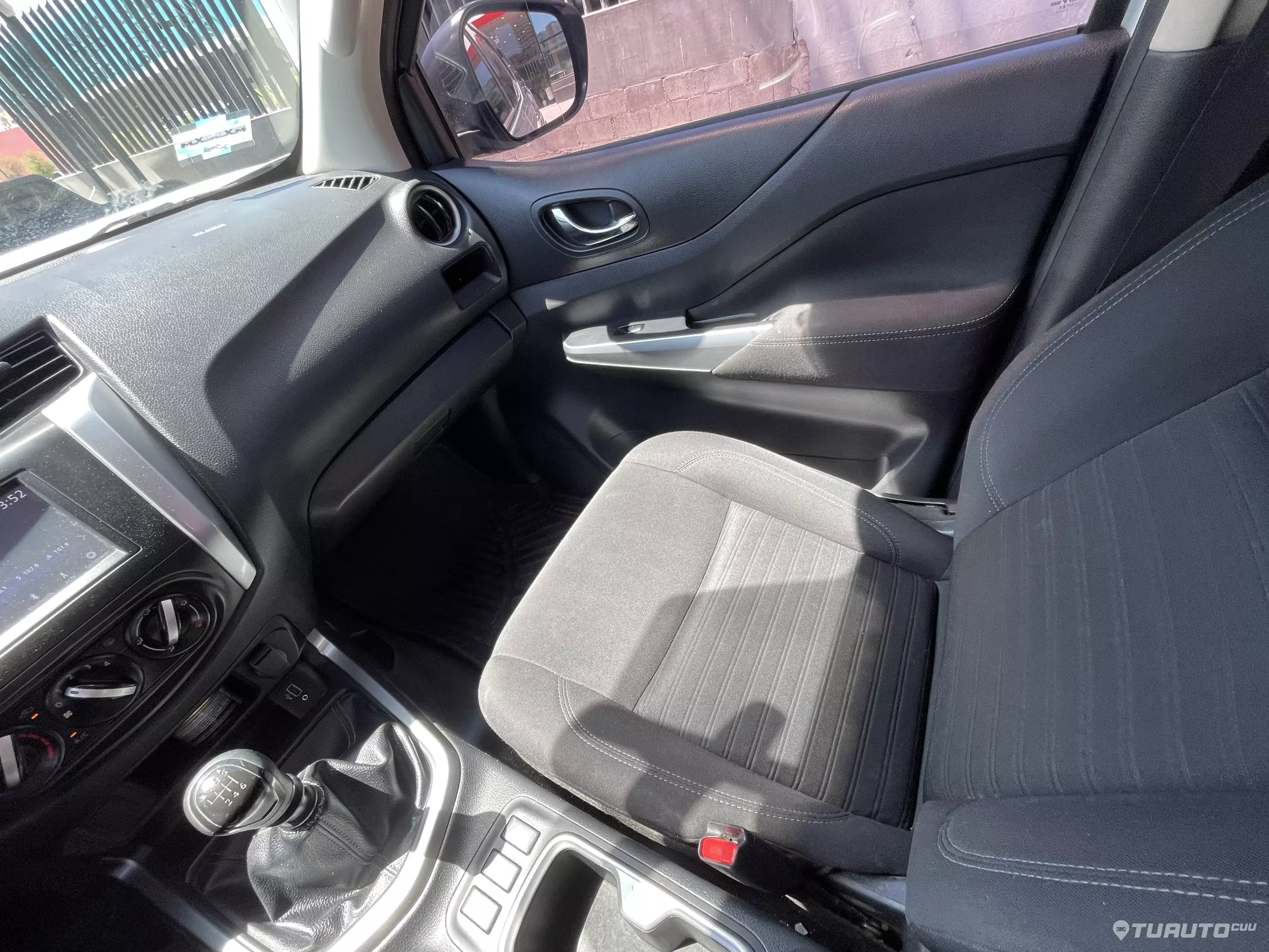 Nissan Frontier Pick-Up