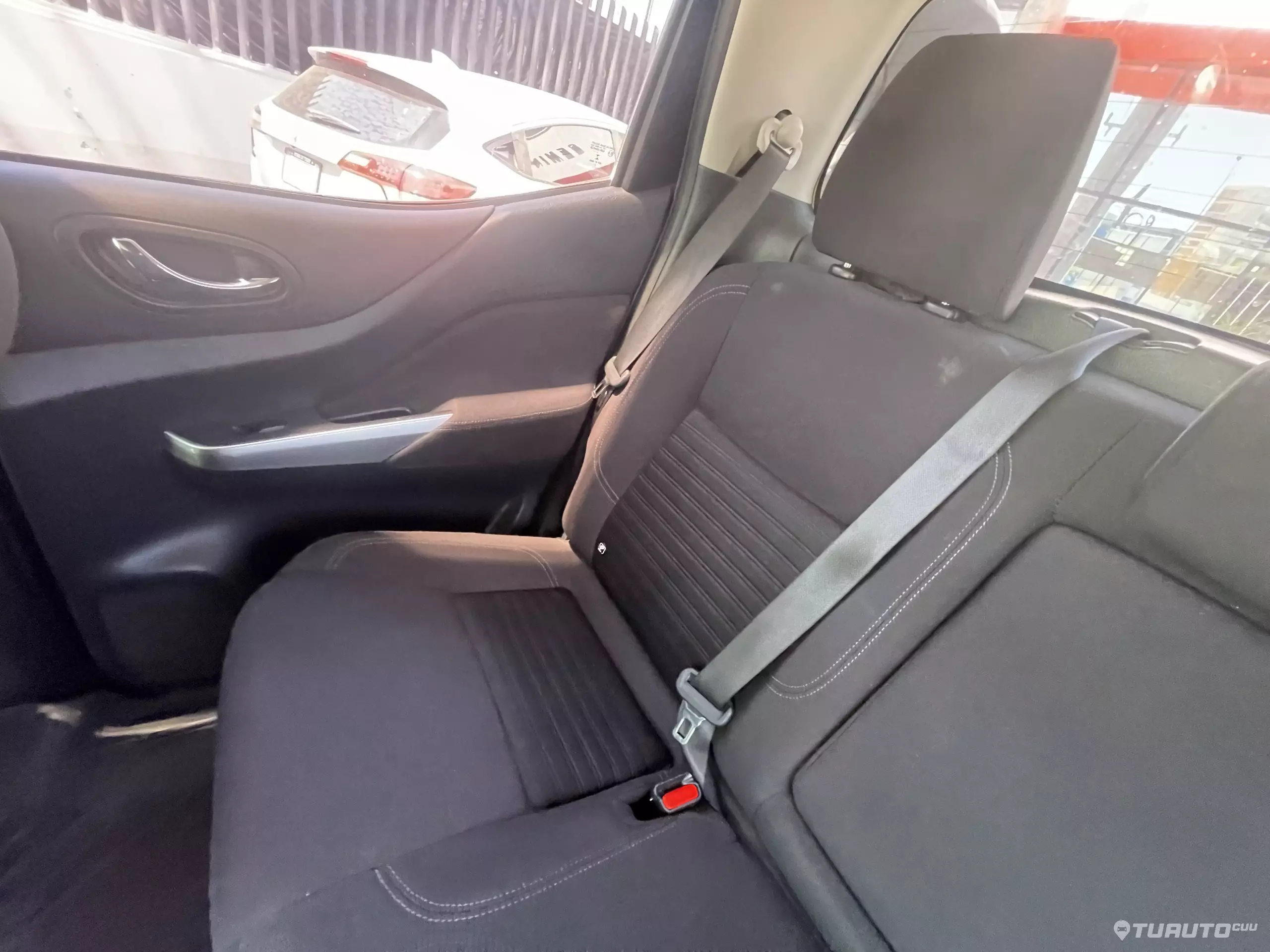 Nissan Frontier Pick-Up