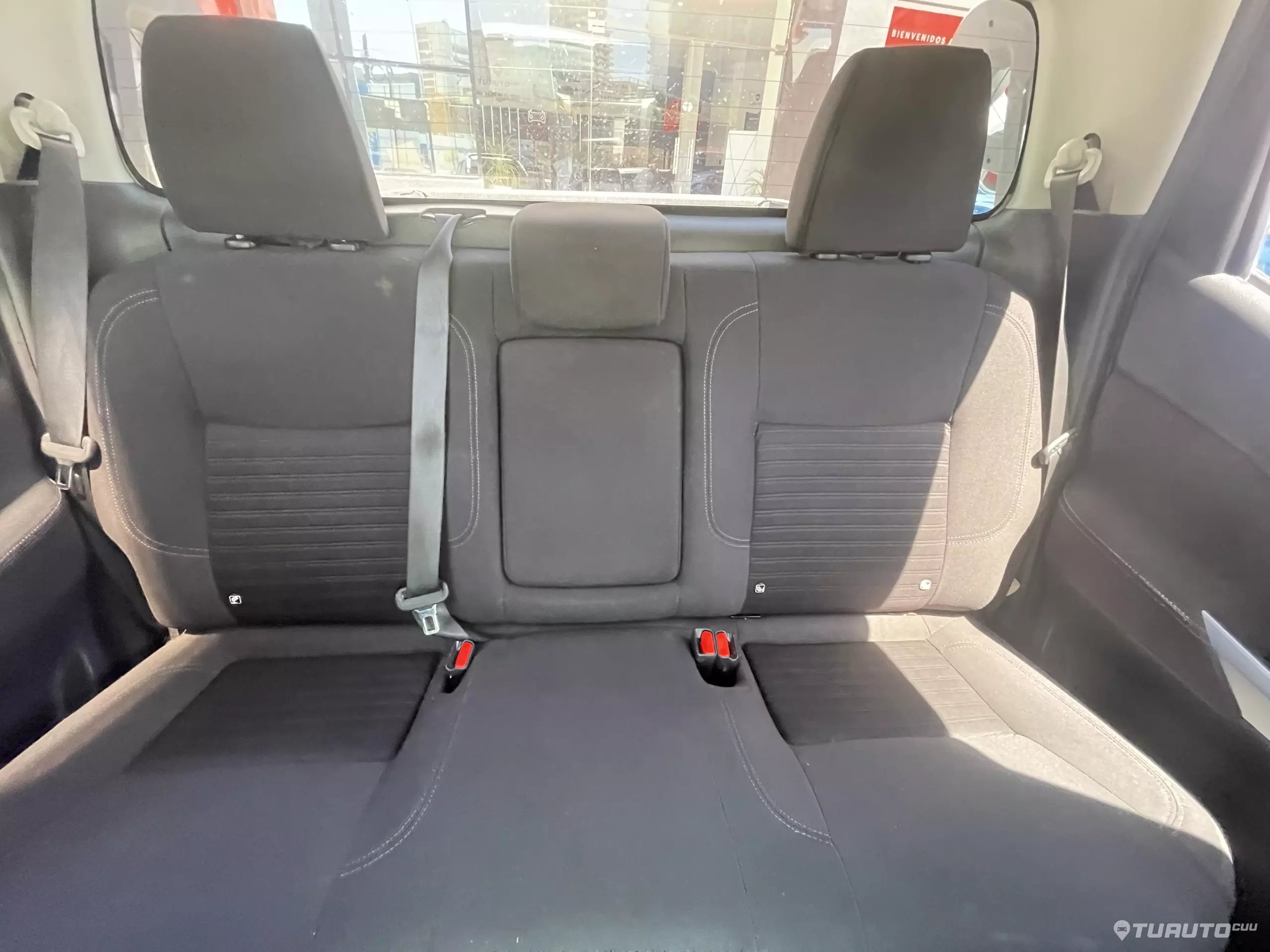 Nissan Frontier Pick-Up