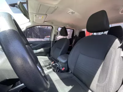 Nissan Frontier Pick-Up 2022