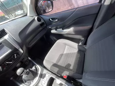Nissan Frontier Pick-Up 2022